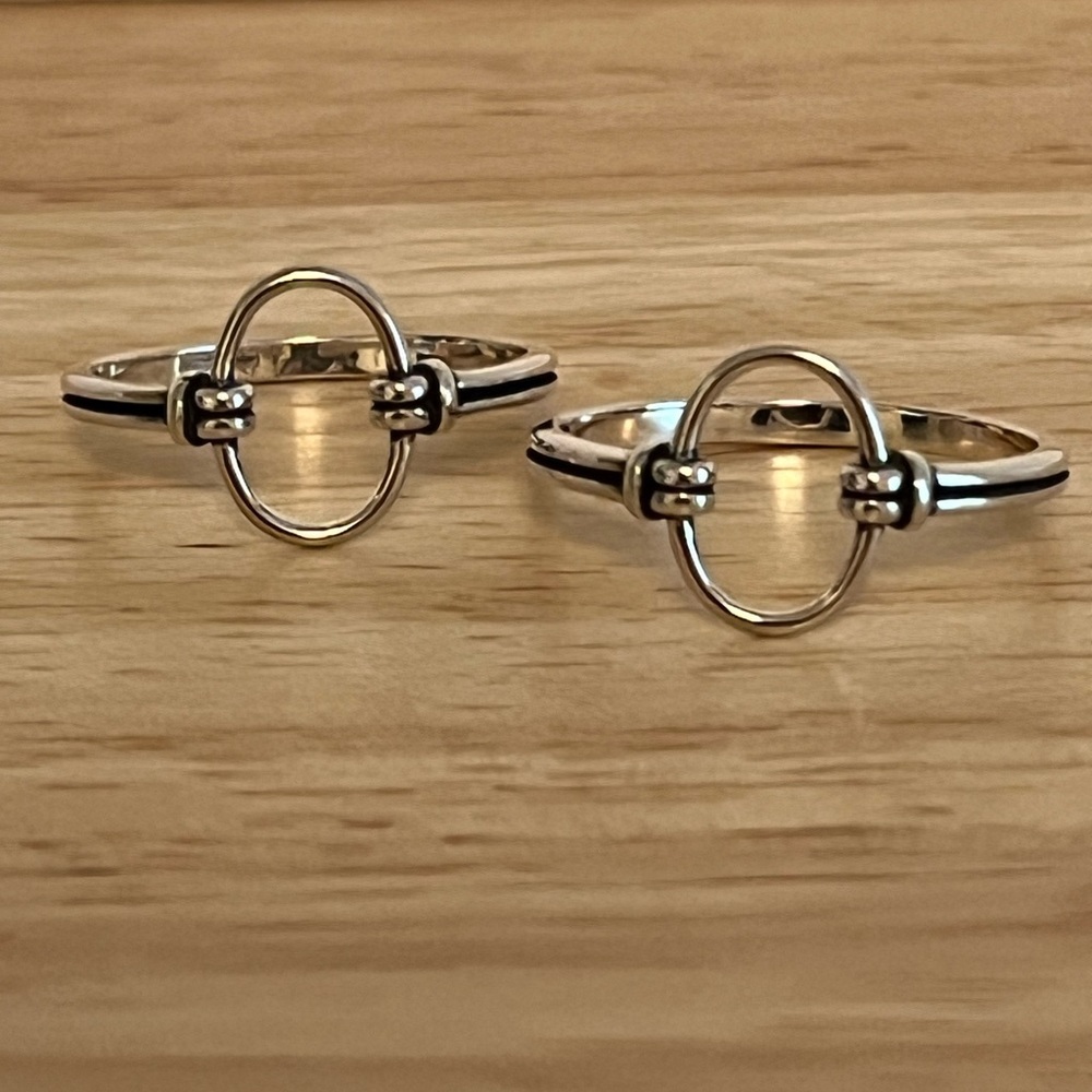 DAINTY ABSTRACT CIRCLE RING 925 STERLING SILVER VARIOUS SIZES - Picture 5 of 5